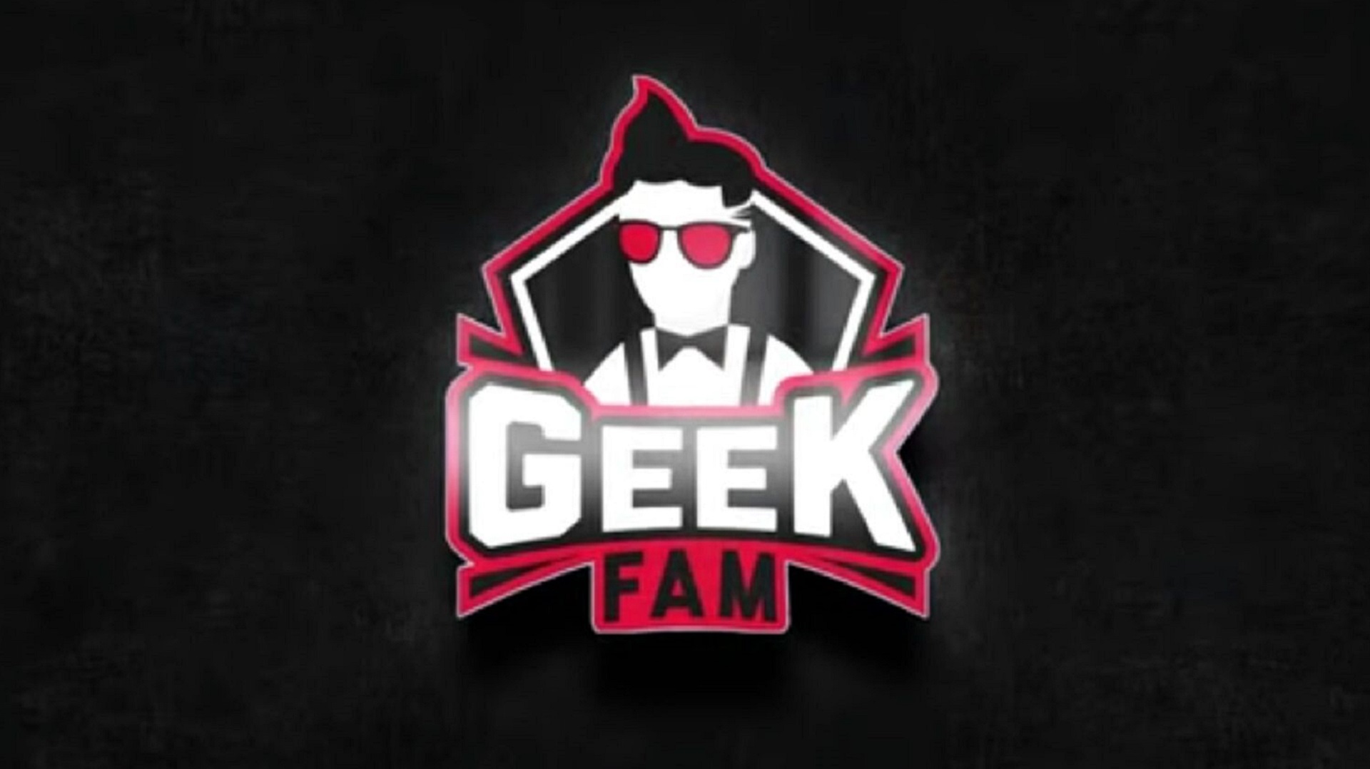 Geek Fam играла против крипов в отборочных на BetBoom Dacha 2024 – её соперник вылетел из матча