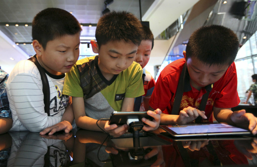 СМИ: ограничение игрового времени в Китае для детей оказалось неэффективным