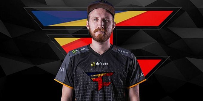 Olofmeister провёл последний турнир в составе FaZe Clan